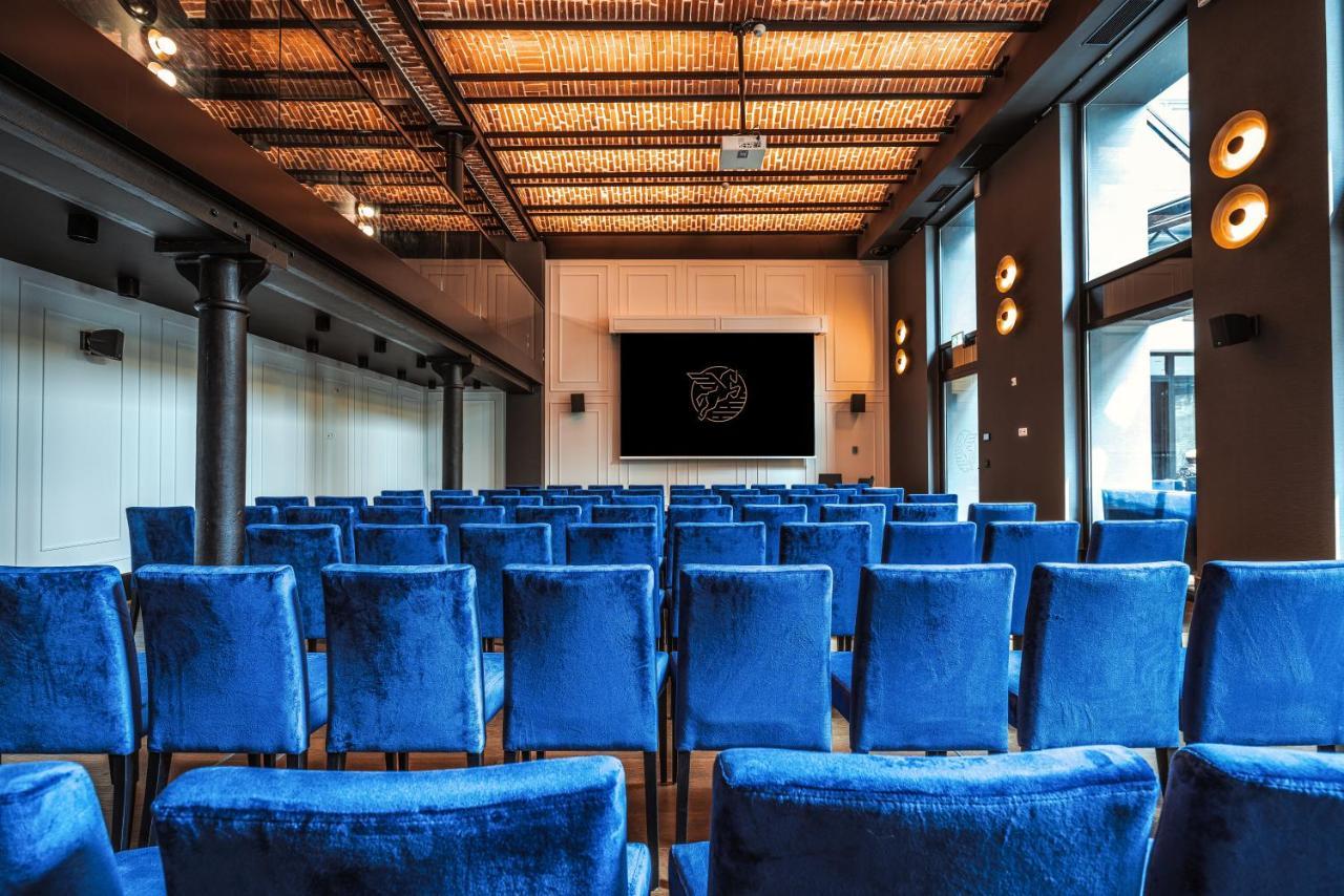 Hotel Ferreus Modern Art Deco Краків Екстер'єр фото The auditorium