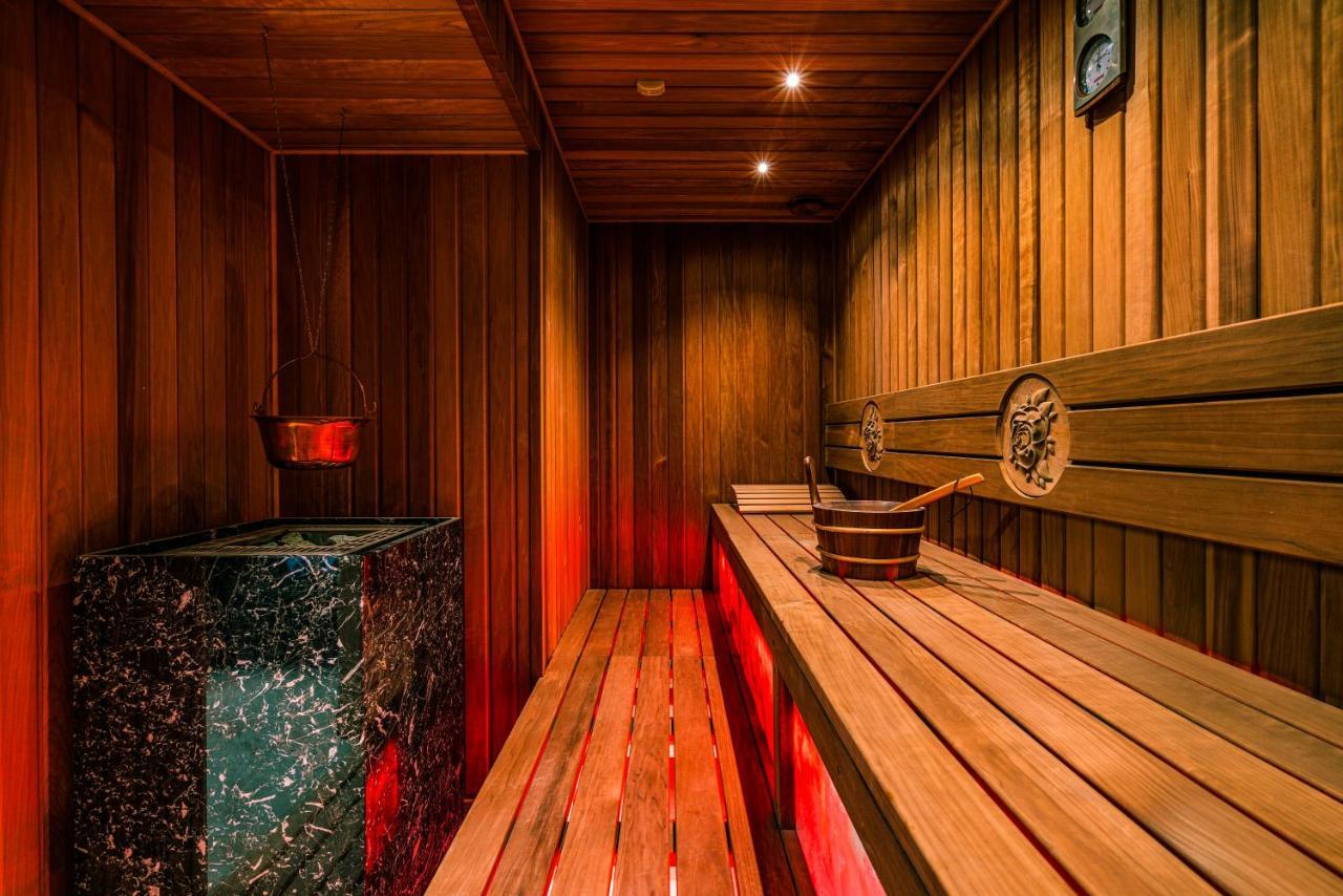 Hotel Ferreus Modern Art Deco Краків Екстер'єр фото A Finnish sauna